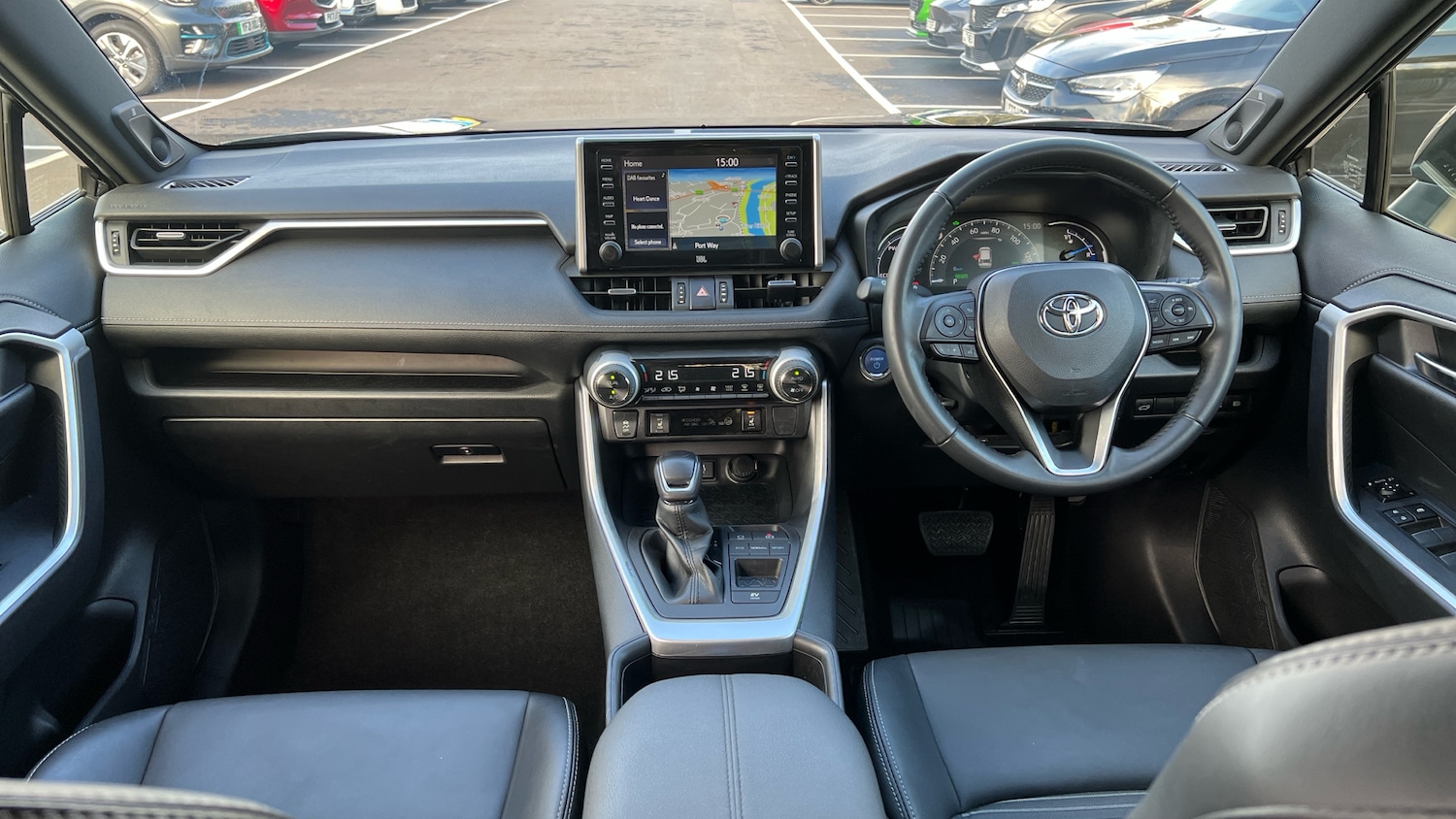 Used Toyota RAV4 2022 for sale - 76368809: Photo 11