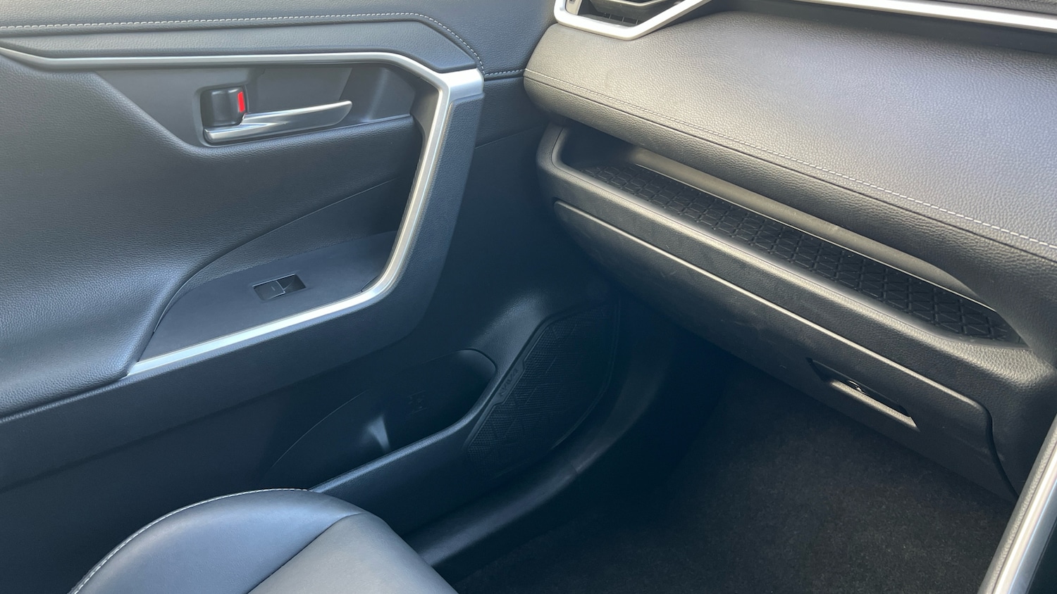 Used Toyota RAV4 2022 for sale - 76368809: Photo 21