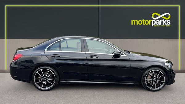 Used Mercedes-Benz C-Class 2019 for sale - 75587421: Photo 2