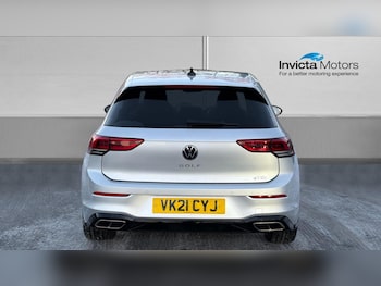 Used Volkswagen Golf 2021 for sale - 77107557: Photo