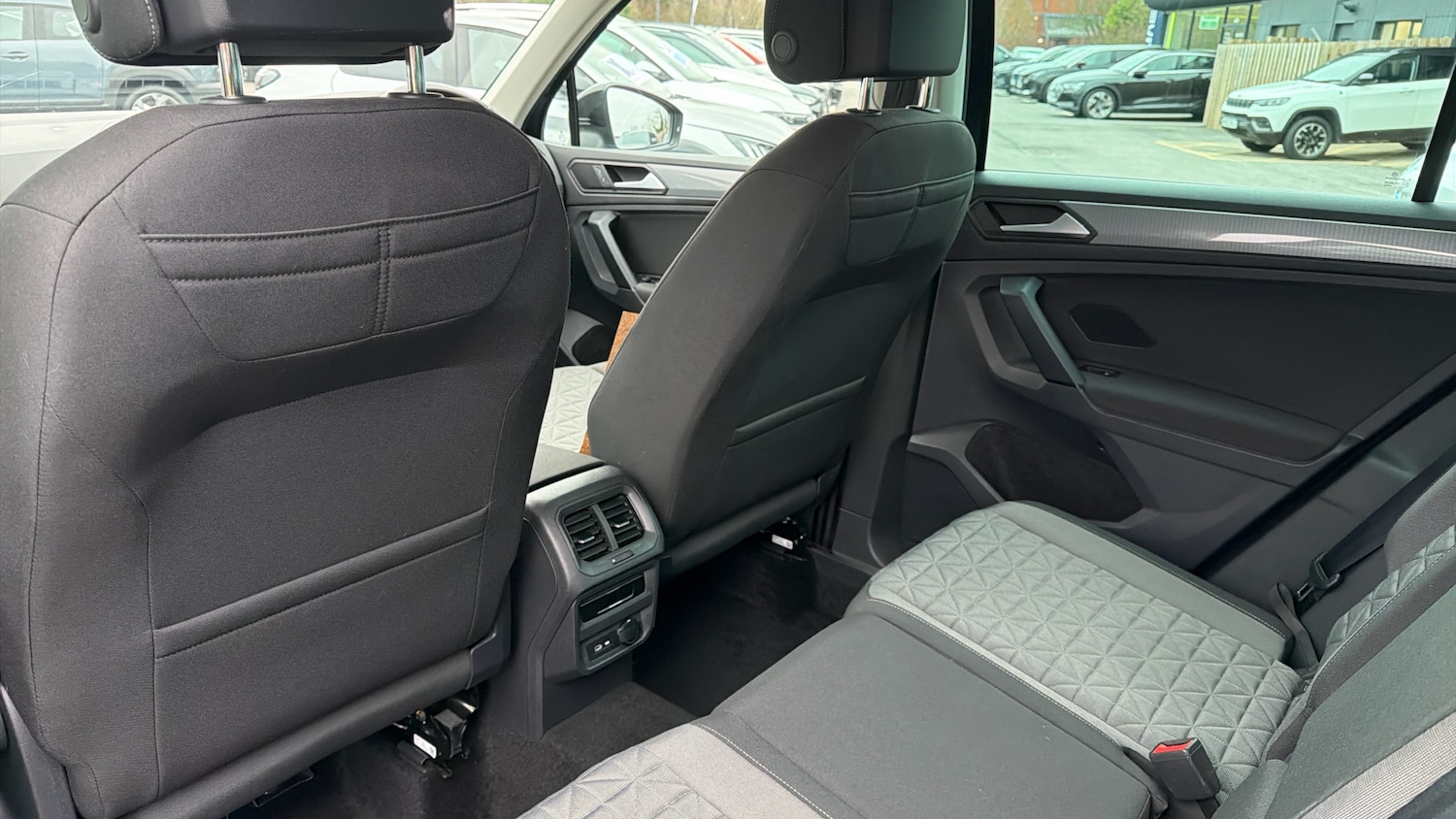 Used Volkswagen Tiguan 2023 for sale - 77342745: Photo 14