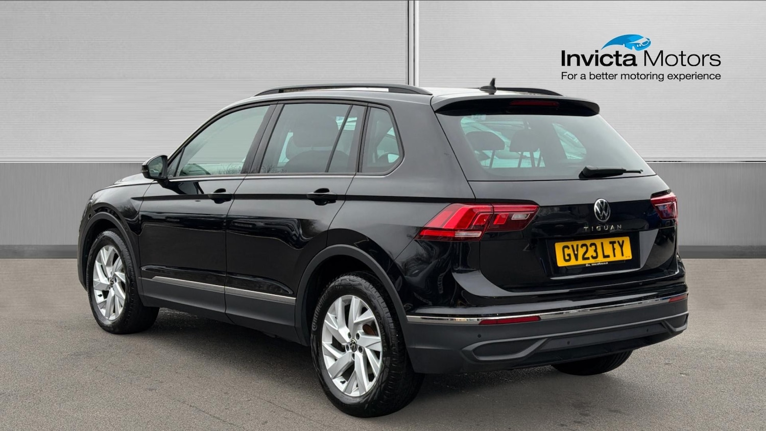 Used Volkswagen Tiguan 2023 for sale - 77342745: Photo 5