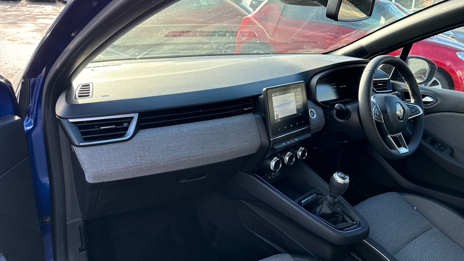 Used Renault Clio 2024 for sale - 76346920: Photo 10