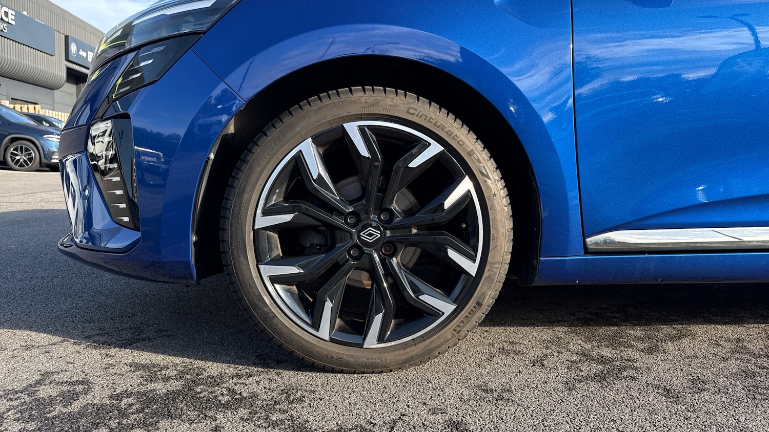 Used Renault Clio 2024 for sale - 76346920: Photo 17