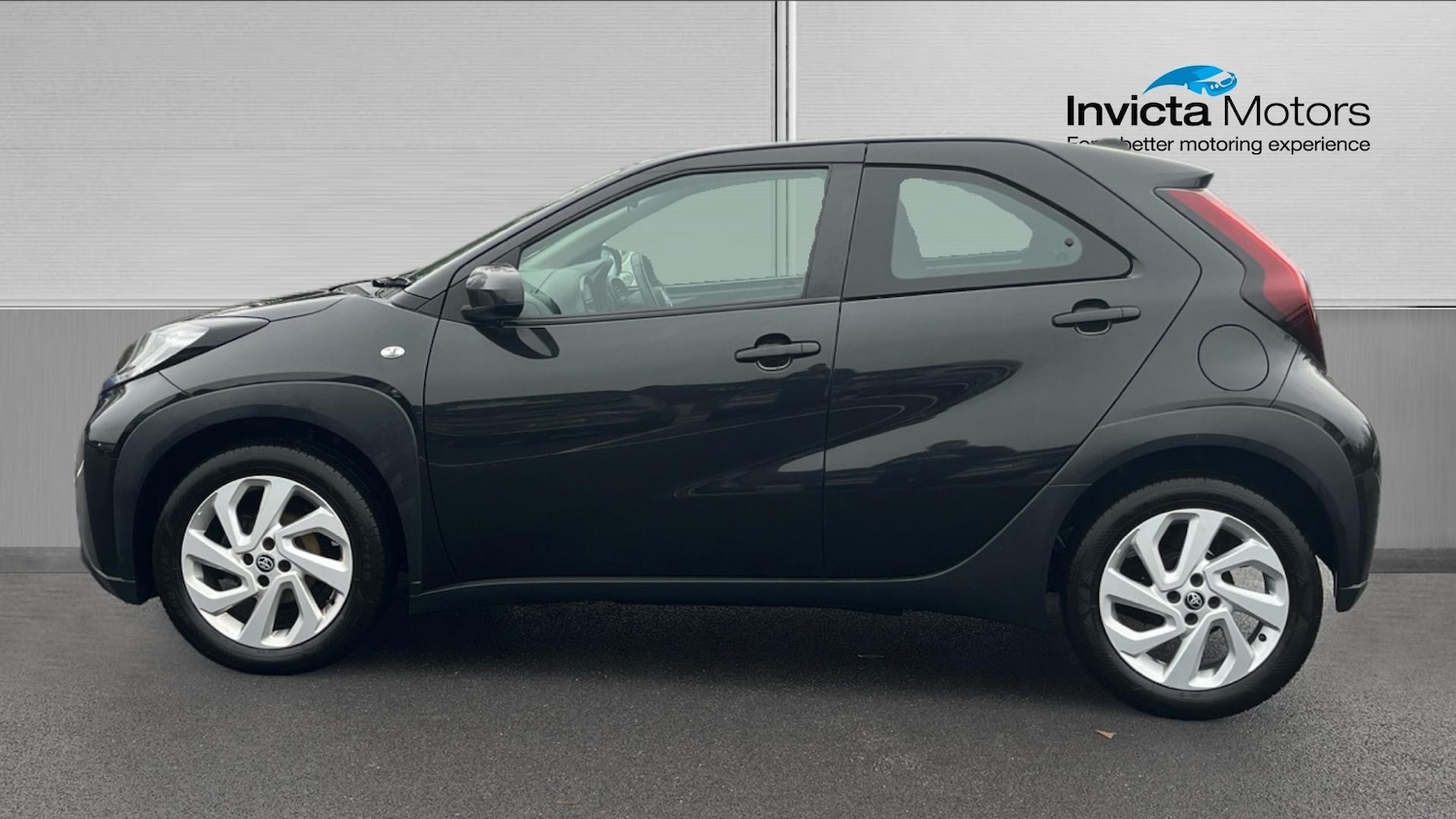 Used Toyota Aygo X for sale - 76712331: Photo 6