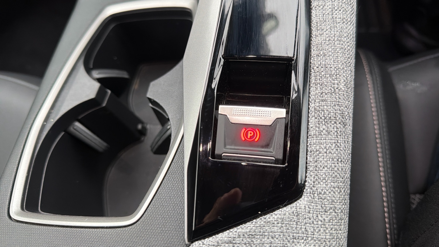 Used Peugeot 3008 2024 for sale - 77251131: Photo 23