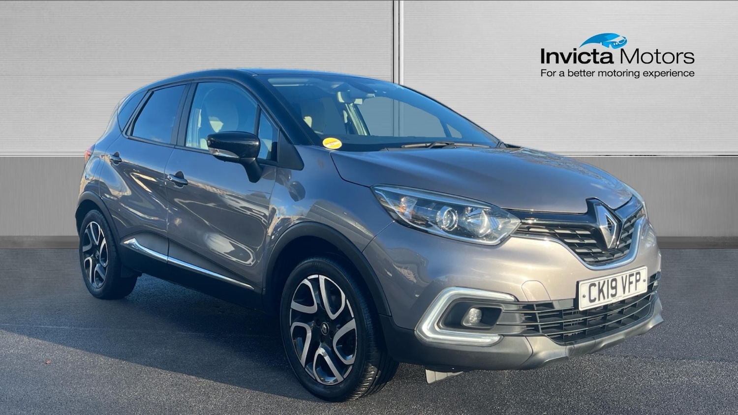 Used Renault Captur 2019 for sale - 76687028: Photo 1