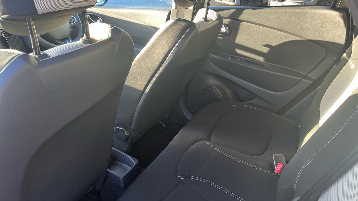 Used Renault Captur 2019 for sale - 76687028: Photo 14