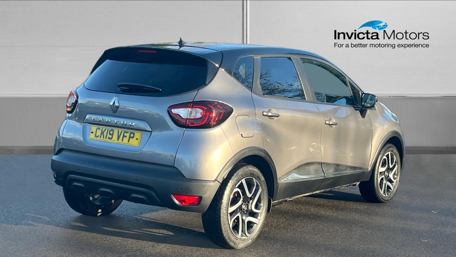 Used Renault Captur 2019 for sale - 76687028: Photo 3