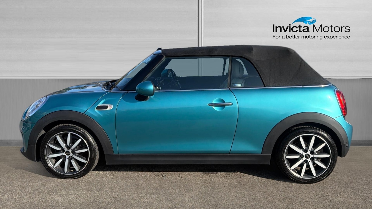 Used MINI Convertible 2018 for sale - 77851058: Photo 6