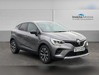 Used Renault Captur 2023 for sale - 79156717: Photo