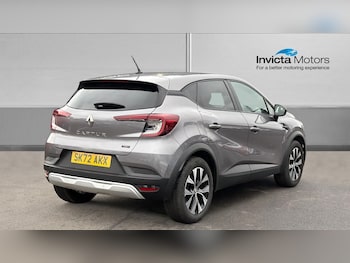 Used Renault Captur 2023 for sale - 79156717: Photo