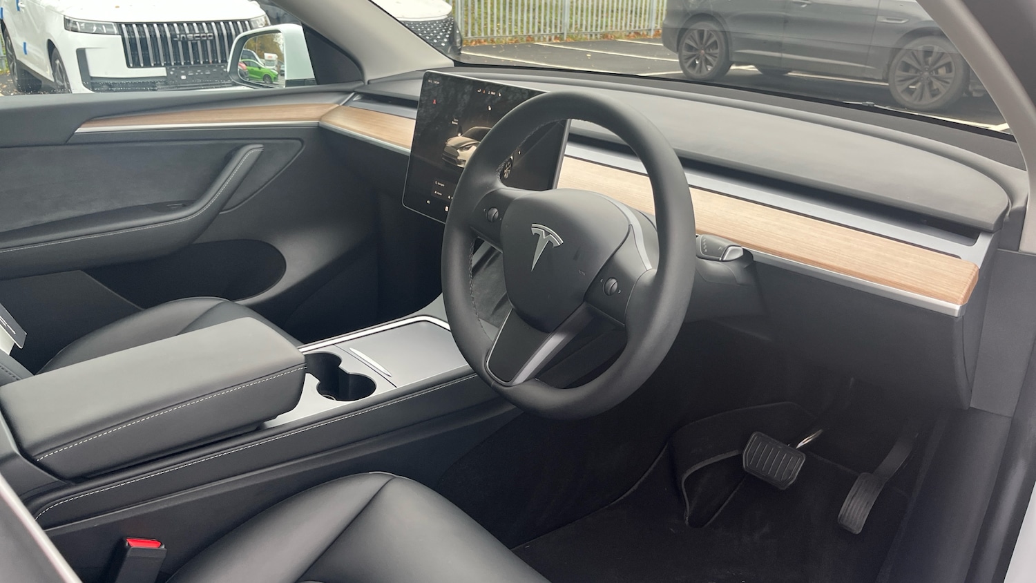 Used Tesla Model Y 2023 for sale - 76482796: Photo 9
