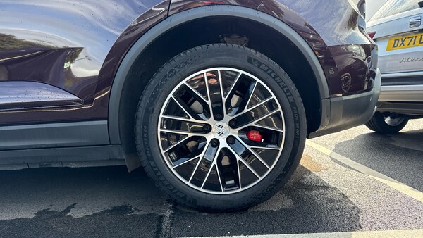 Used Porsche Macan 2025 for sale - 75399597: Photo 18
