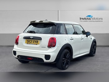 Used MINI Hatch 2021 for sale - 79410376: Photo