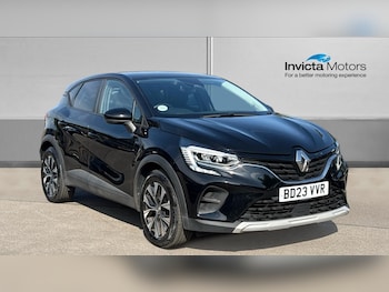 Used Renault Captur 2023 for sale - 79483105: Photo