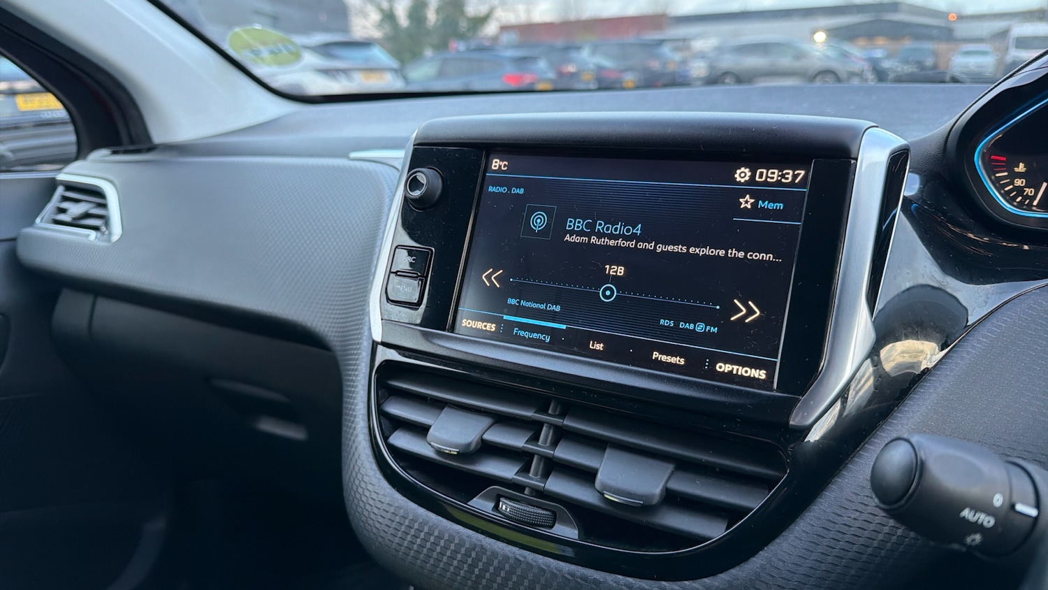 Used Peugeot 2008 2018 for sale - 77189184: Photo 12