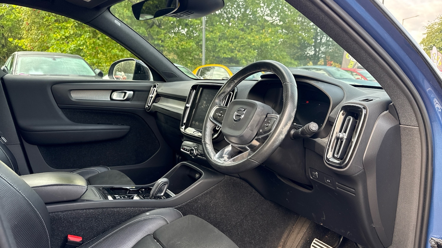 Used Volvo XC40 2019 for sale - 76069619: Photo 9