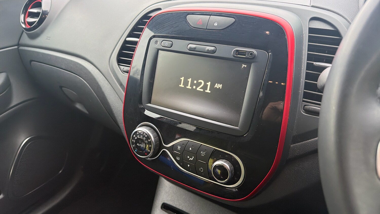 Used Renault Captur 2019 for sale - 77251102: Photo 12