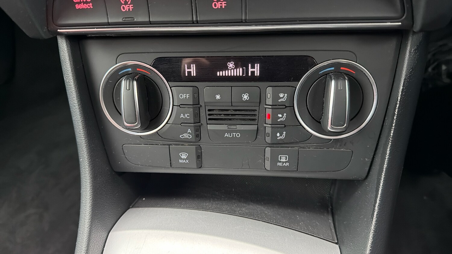 Used Audi Q3 2018 for sale - 77423269: Photo 25