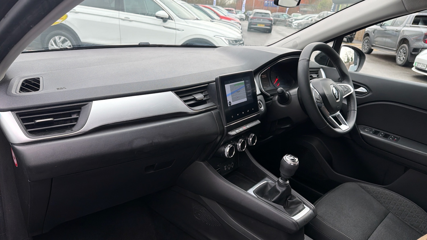 Used Renault Captur 2023 for sale - 77370537: Photo 10