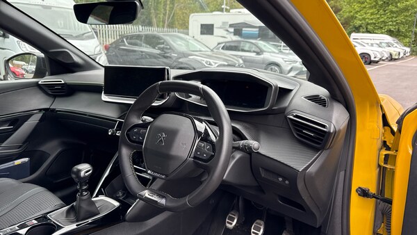 Used Peugeot 208 2022 for sale - 75644529: Photo 9