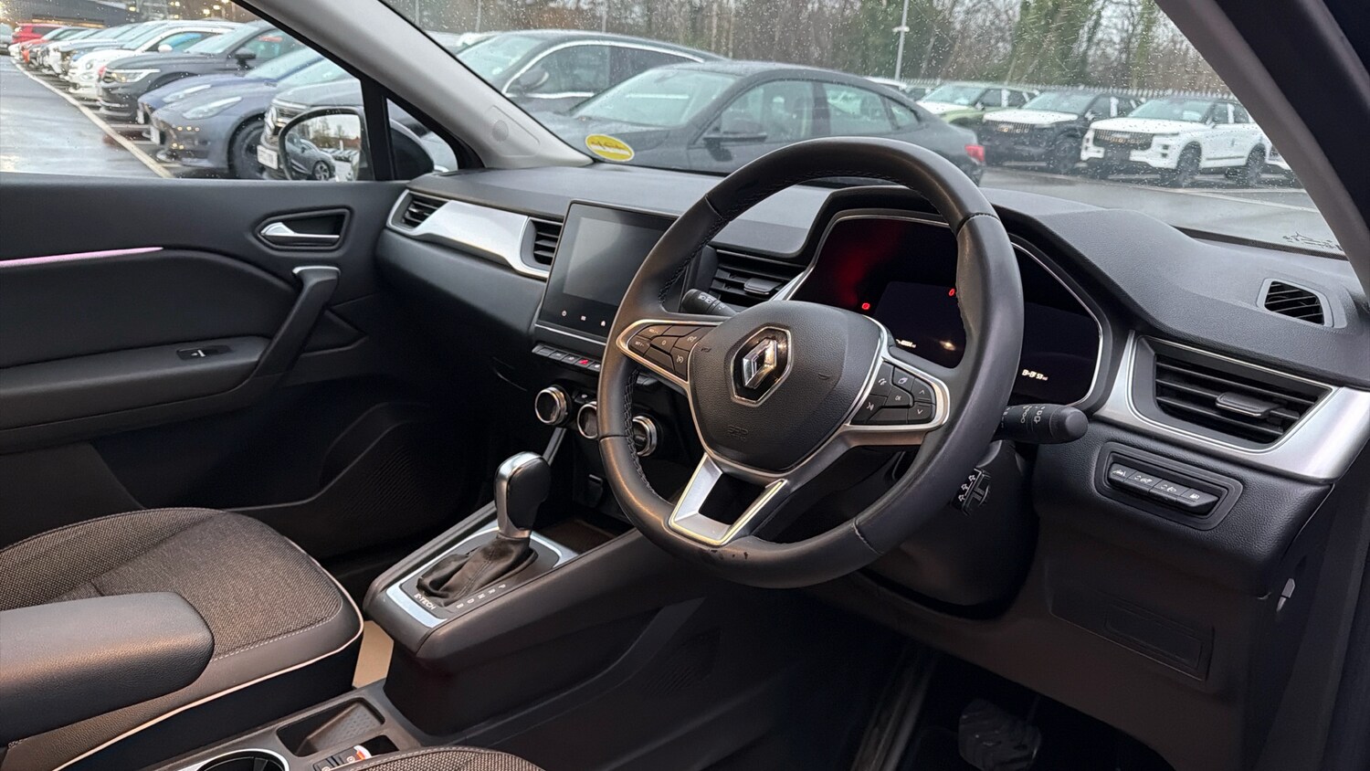 Used Renault Captur 2022 for sale - 76951314: Photo 9