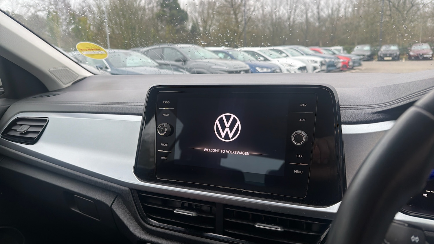 Used Volkswagen T-Roc 2023 for sale - 77655966: Photo 12