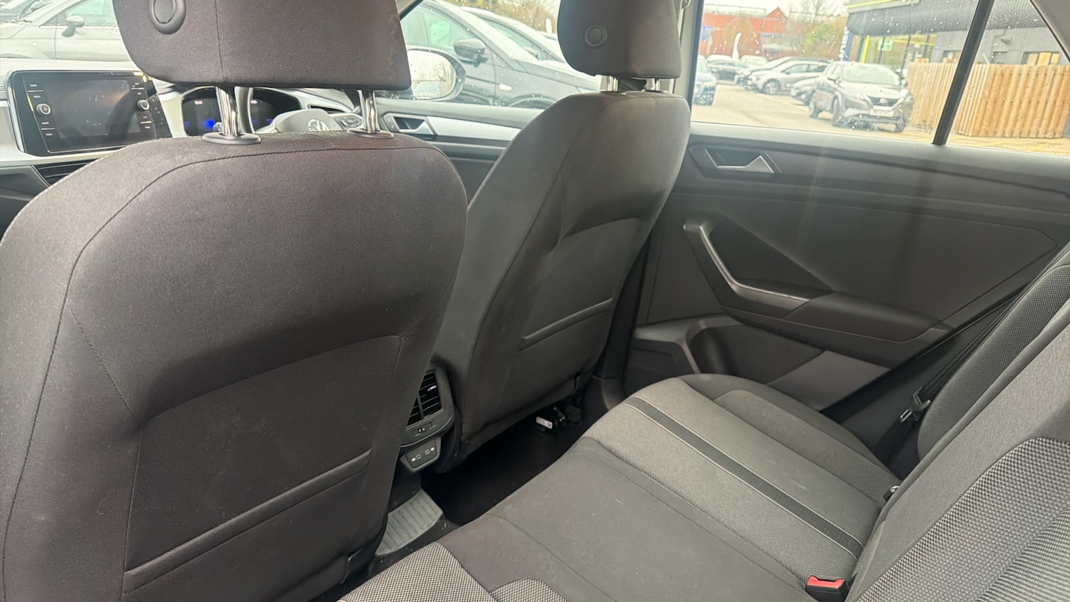 Used Volkswagen T-Roc 2023 for sale - 77655966: Photo 14