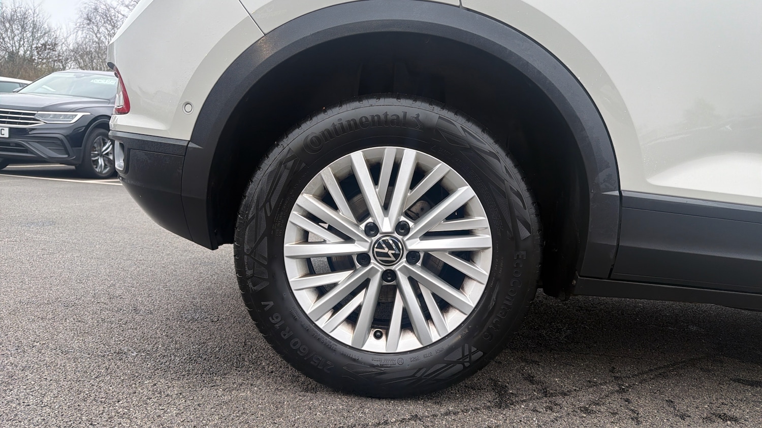 Used Volkswagen T-Roc 2023 for sale - 77655966: Photo 19