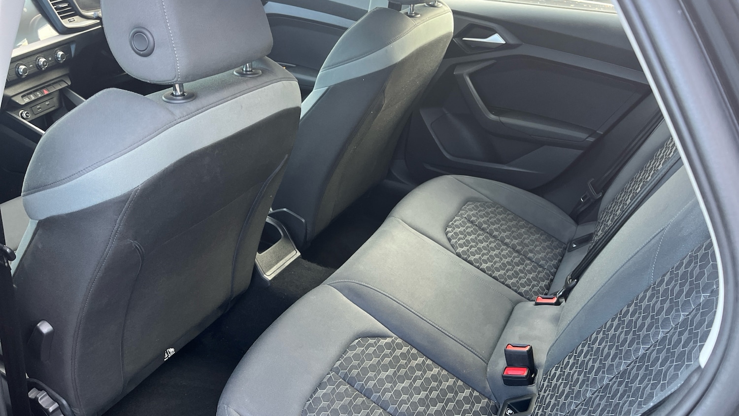 Used Audi A1 2019 for sale - 76570931: Photo 14