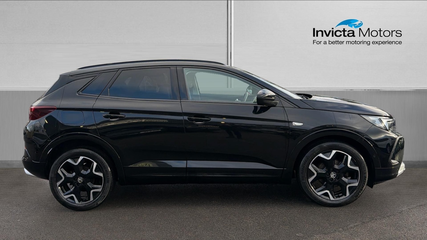 Used Vauxhall Grandland 2022 for sale - 77655990: Photo 2