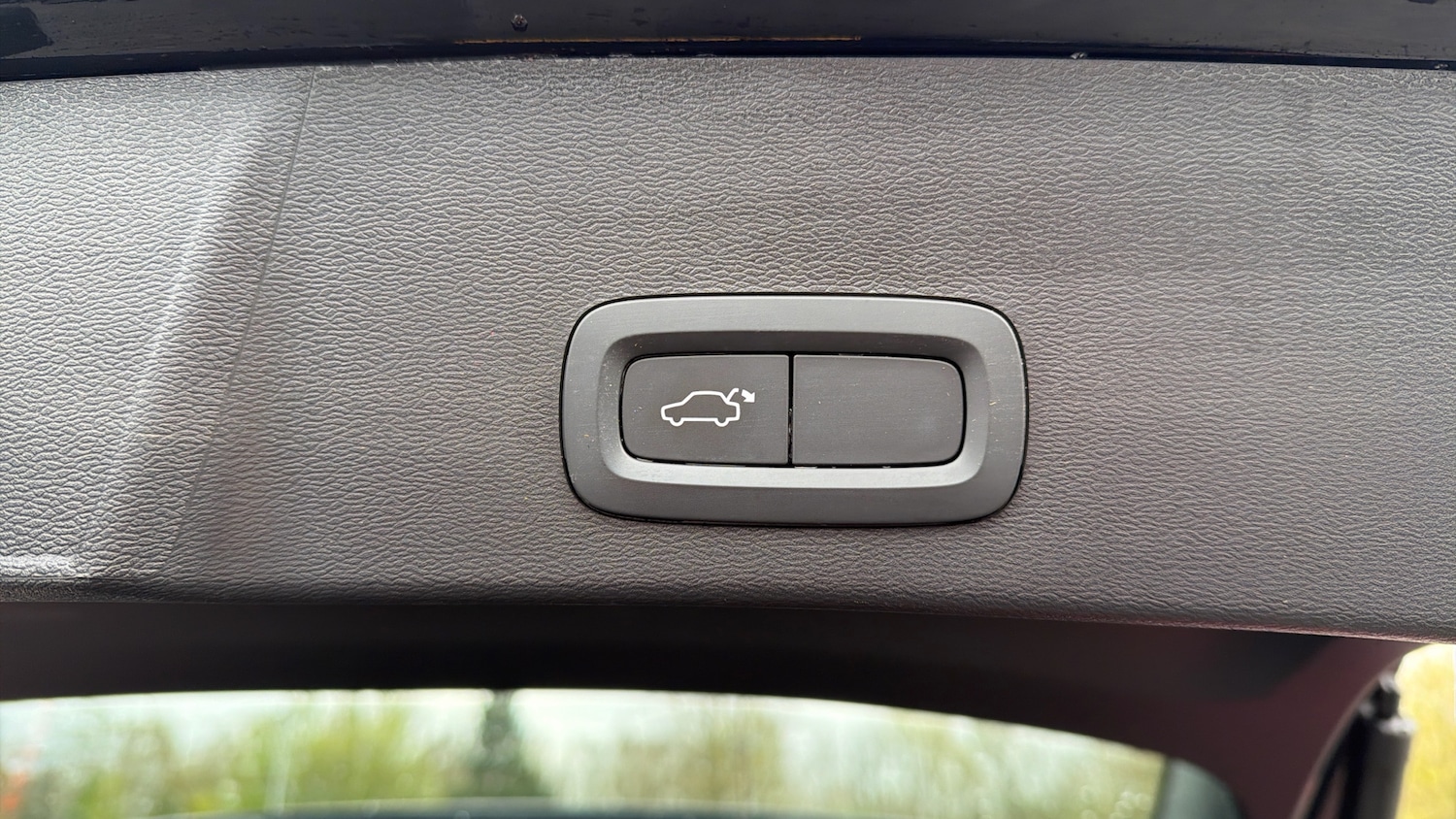 Used Volvo XC40 2023 for sale - 78201847: Photo 21