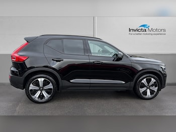 Used Volvo XC40 2023 for sale - 78201847: Photo