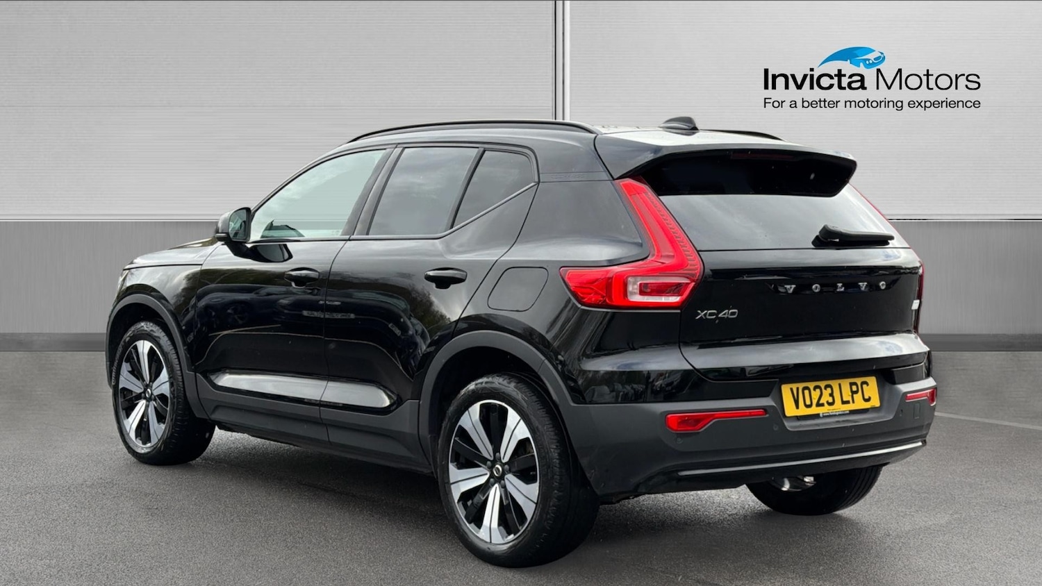 Used Volvo XC40 2023 for sale - 78201847: Photo 5