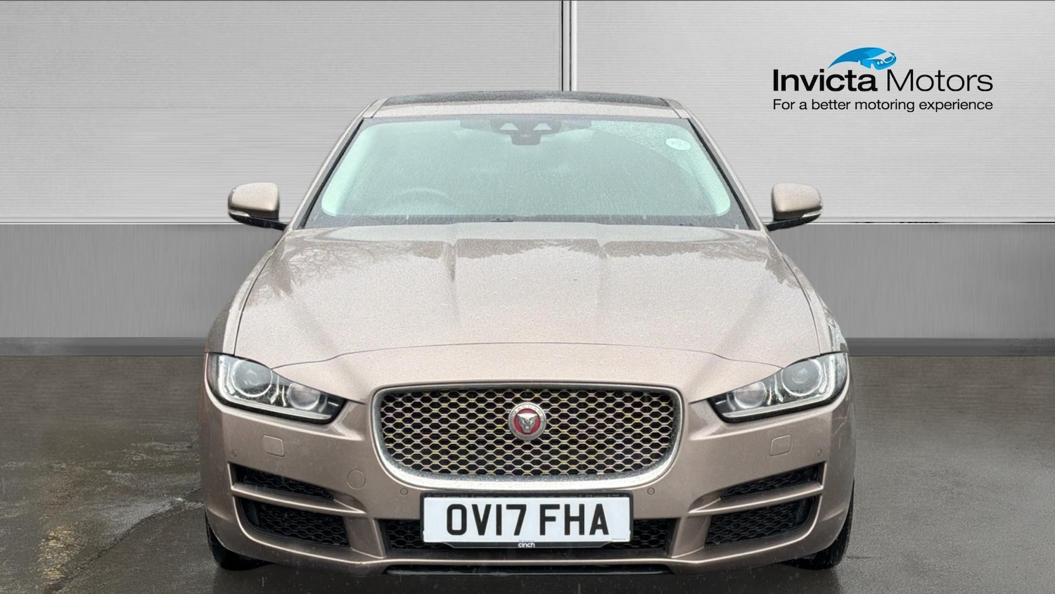 Used Jaguar XE 2017 for sale - 77721094: Photo 8
