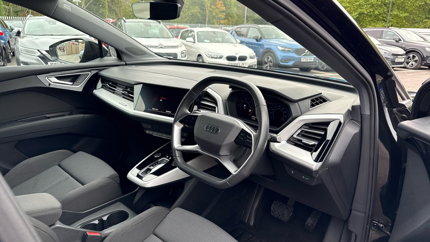 Used Audi Q4 e-tron 2021 for sale - 76069623: Photo 9