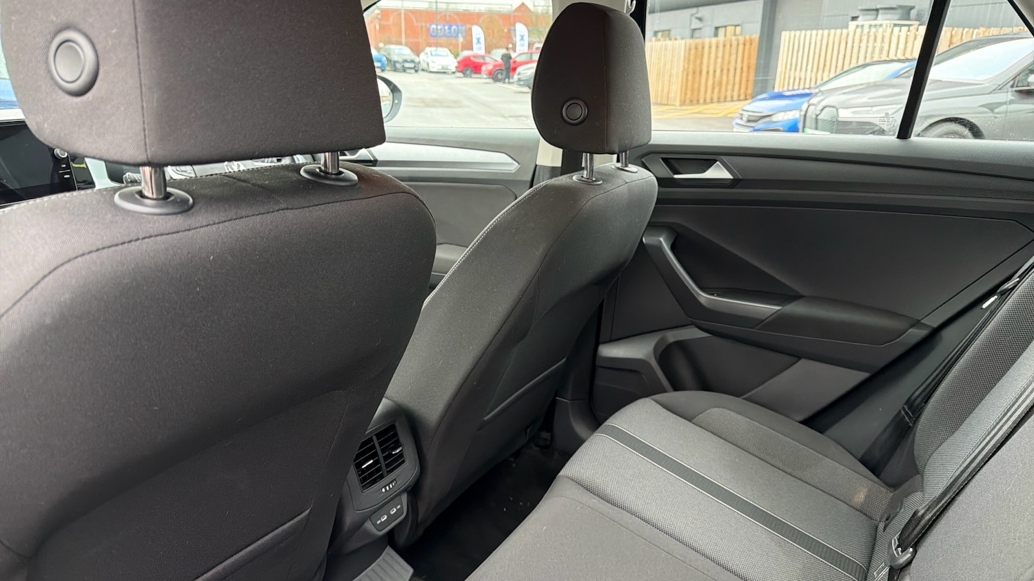 Used Volkswagen T-Roc 2022 for sale - 77118356: Photo 14