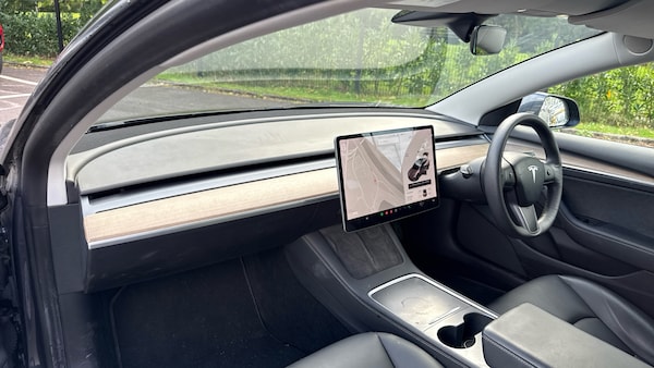 Used Tesla Model 3 2021 for sale - 76106952: Photo 10