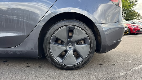 Used Tesla Model 3 2021 for sale - 76106952: Photo 18