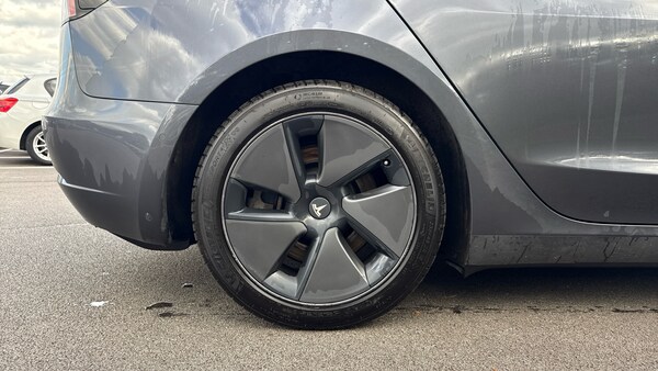 Used Tesla Model 3 2021 for sale - 76106952: Photo 19