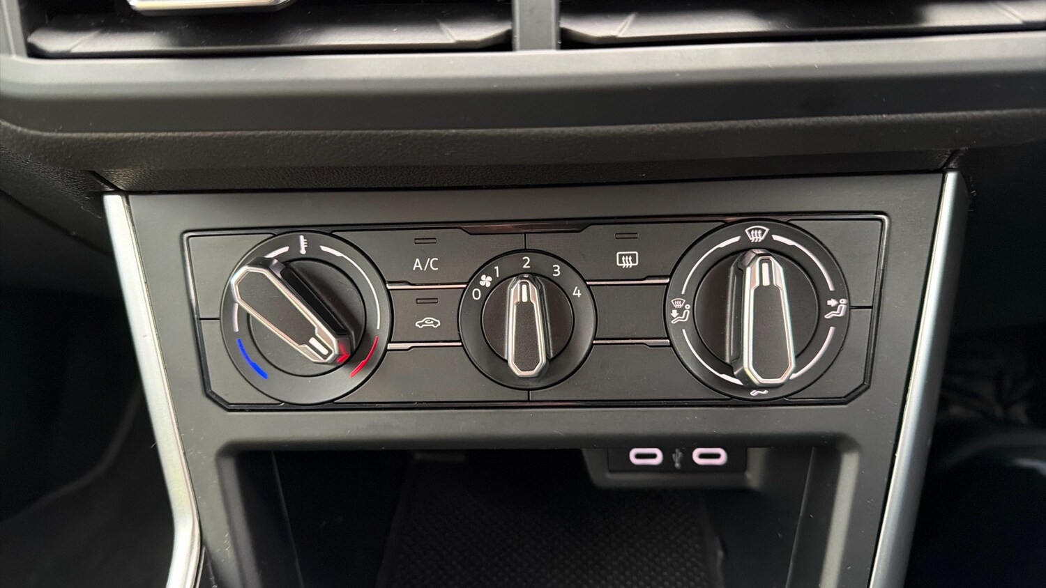 Used Volkswagen Polo 2022 for sale - 76986740: Photo 24