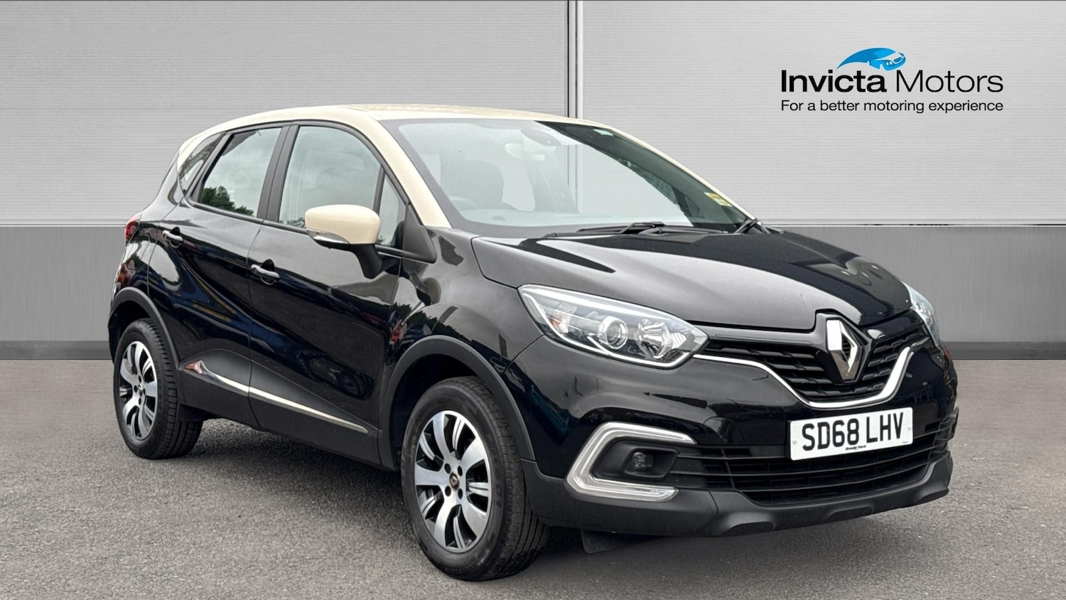 Used Renault Captur 2018 for sale - 76224885: Photo 1