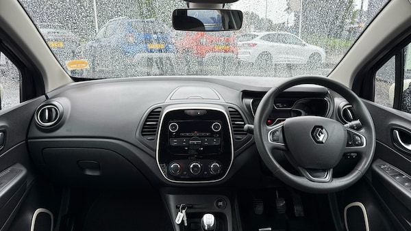 Used Renault Captur 2018 for sale - 76224885: Photo 11