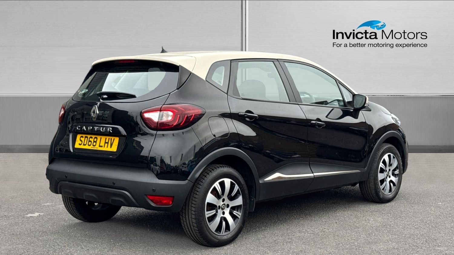Used Renault Captur 2018 for sale - 76224885: Photo 3