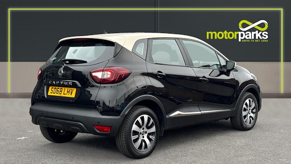 Used Renault Captur 2018 for sale - 76224885: Photo 3