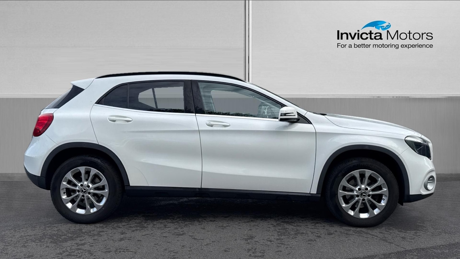 Used Mercedes-Benz GLA for sale - 76211663: Photo 2