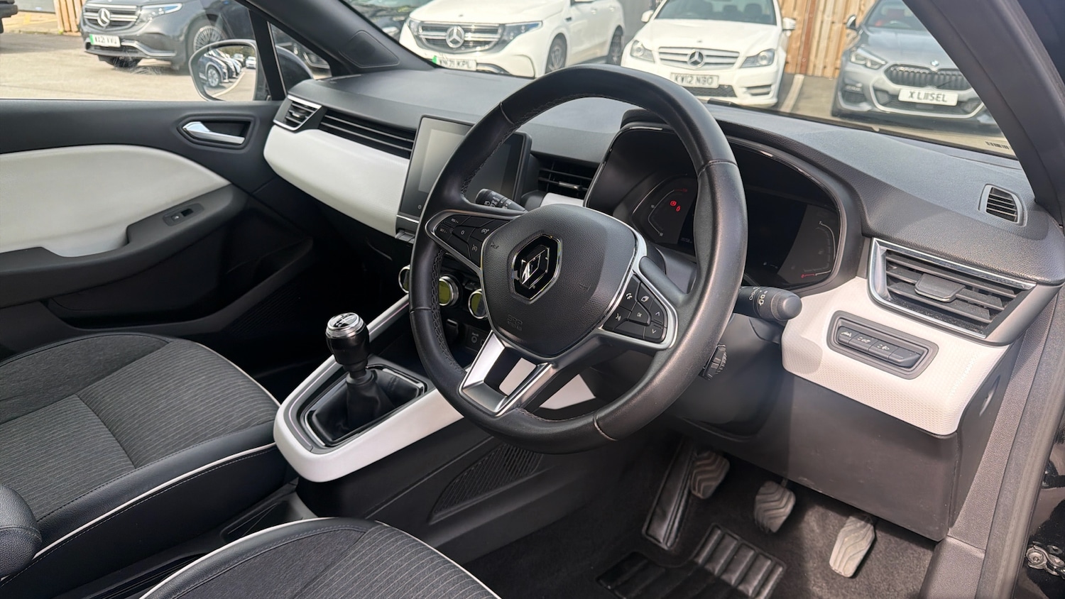 Used Renault Clio 2023 for sale - 78018208: Photo 9