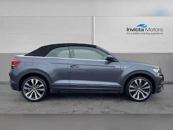 Used Volkswagen T-Roc 2021 for sale - 76237338: Photo 2