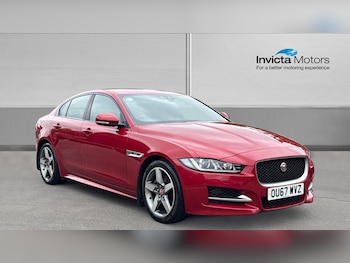 Used Jaguar XE 2017 for sale - 79142994: Photo